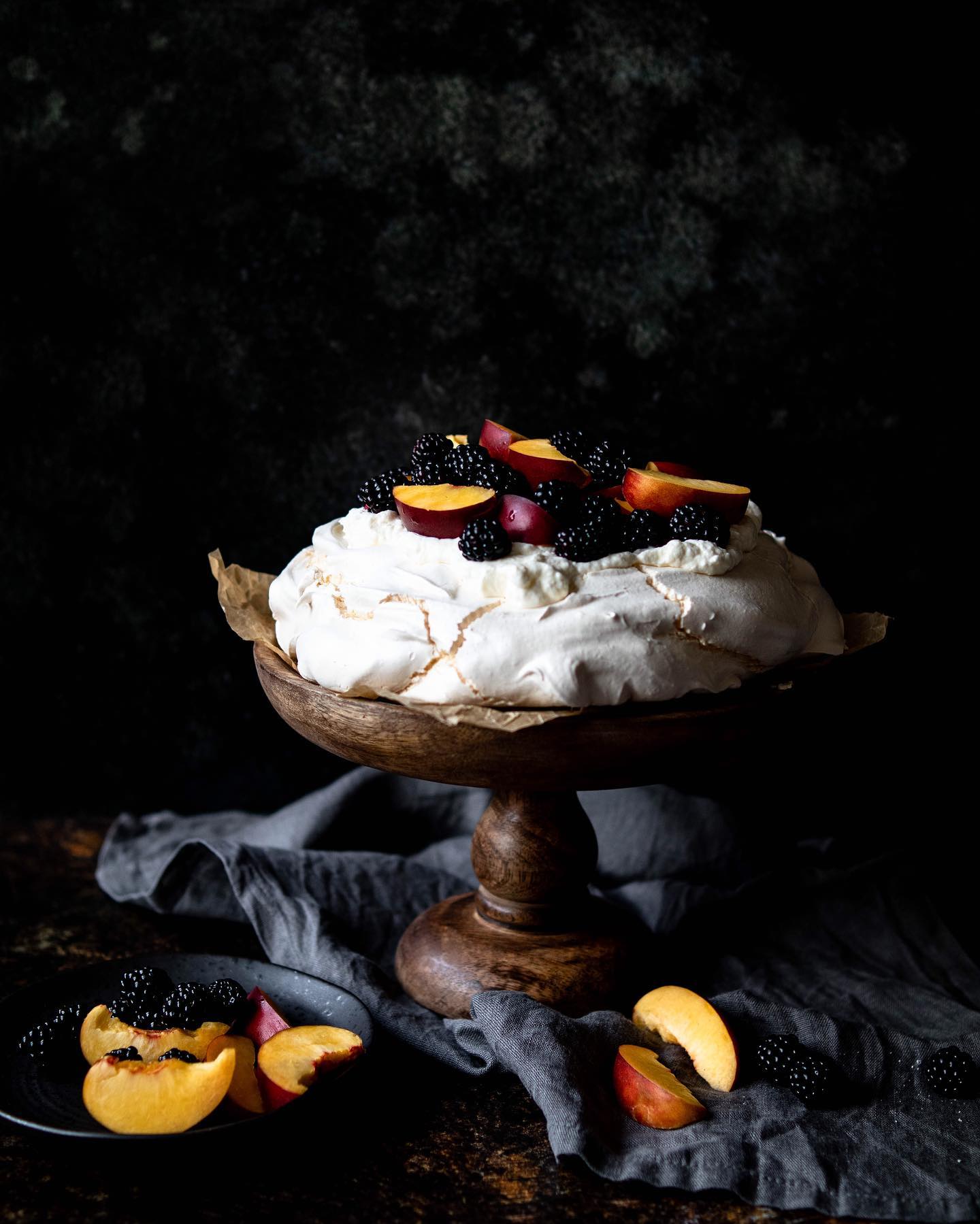 It’s Friday and I already had two aperol spritz and bought beautiful flowers, so it’s definitely a good day. It would be an even better day if I had a slice of this delicious pavlova with nectarines and blackberries, but you can’t have it all, am I right? 😅 anyway the recipe will come to the blog veeery soon so stay tuned 😊

I’ve created this for #thegreatinstabakecollab hosted by @breadbakingbabe - thank you Tiffany for making us try so many new things ❤️

Also submitting this to #useyourcreativenoodles September theme “negative space” by @useyournoodles judged by @asweetpointofview and sponsored by @fodory.com_ ✨

#backenmitliebe #backenmachtglücklich #backenmachtspass #backenmachtfreude #freshbaked #bakefromscratch #bakersofinstagram #foodphotography #foodstyling #foodblogger #foodblogger_de #foodphoto #foodshot #feedfeed #feedfeedbaking #thebakefeed #foodblogfeed #foodtographyschool #foodfluffer #tohfoodie #foodartblog #hezzahezfood #foodartblogs #foody365 #cuisine_creations #beautifulcuisines #foodblogliebe #storyofmytable